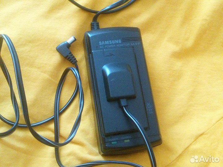 Зарядное устройство Samsung AA-E1P