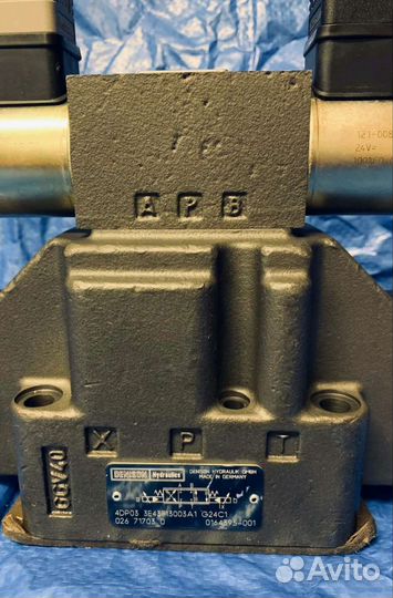 4RP01-D-25-G24-D1-C1