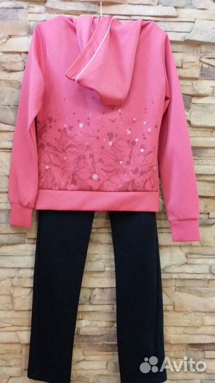 Костюм спортивный