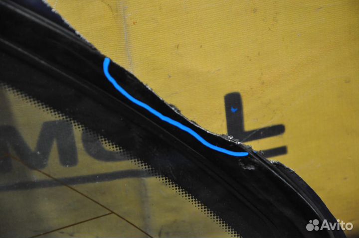 Стекло багажника левое BMW X5 E53