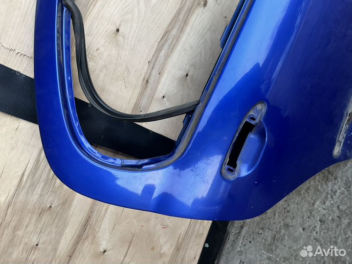 Задняя правая дверь Nissan Primera p11 Примьера