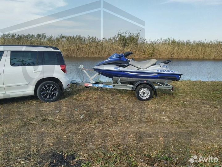Прицеп для перевозки гидроцикла