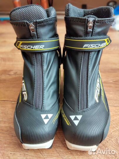 Лыжные ботинки Fischer