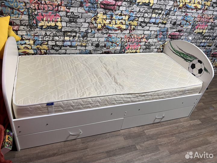 Кровать детская + матрас