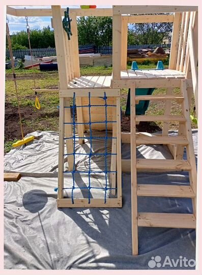 Детский игровой комплекс с горкой