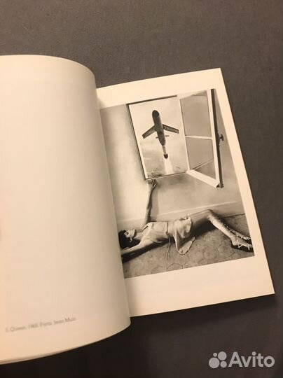 Книга. Hemut Newton