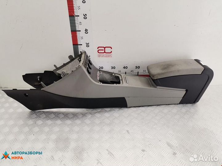 Консоль салона (центральная часть) Volkswagen B6