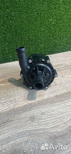 Насос антифриза дополнительный Tesla Model S рест