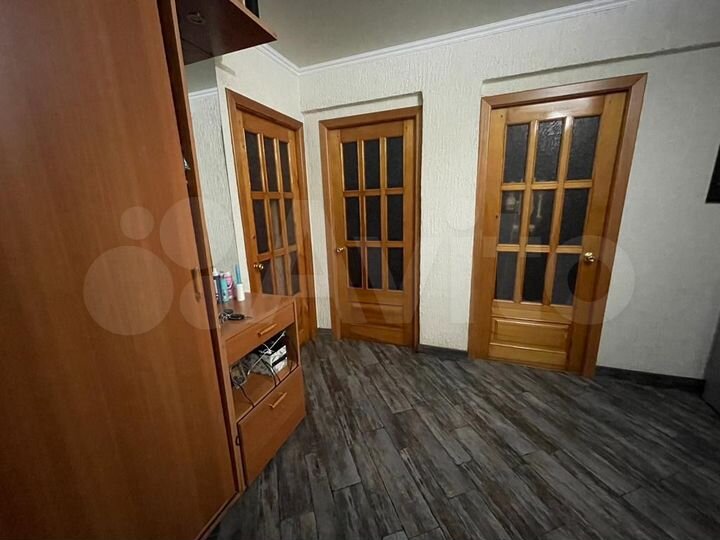 3-к. квартира, 70 м², 5/5 эт.