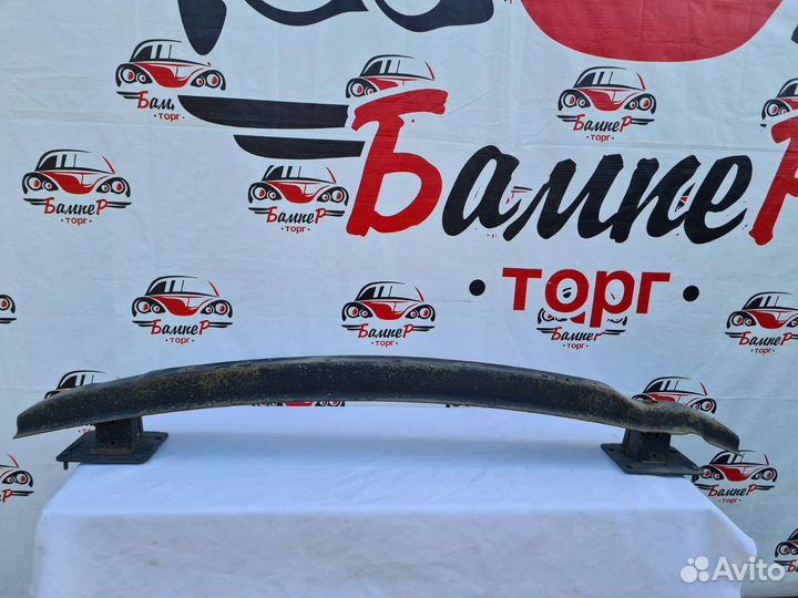 Усилитель заднего бампера Volkswagen Caddy 3