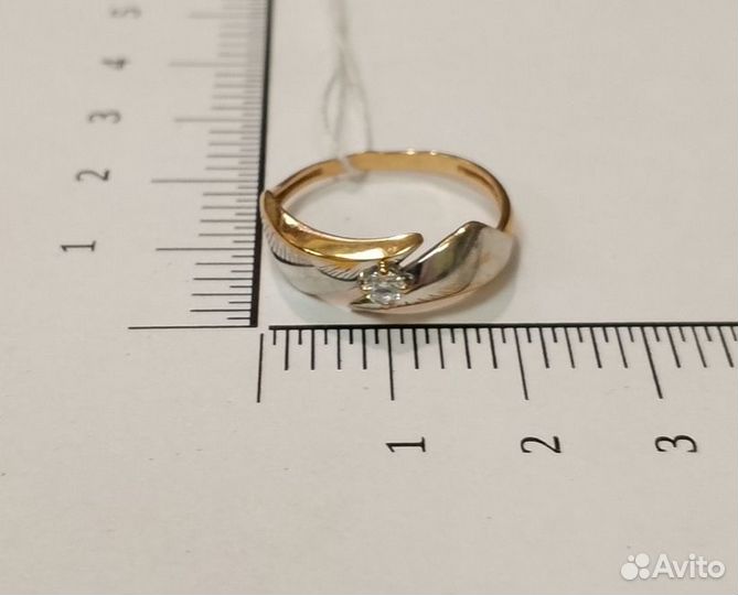 Золотое кольцо с фианитом 18,5р