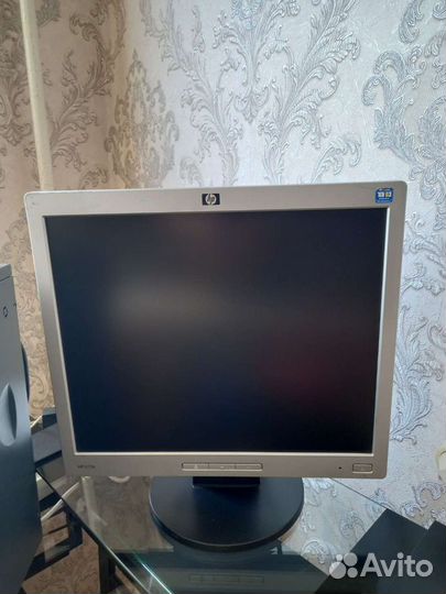 Монитор HP с клавиатурой