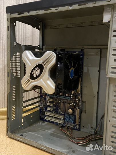 Материнская плата с процессором и памятью