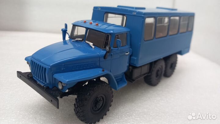 1:43 Урал-4320 вахта