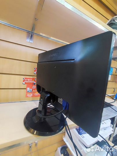 Монитор 19' Philips 196v4l