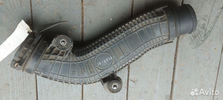 Патрубок интеркулера volkswagen Passat B7 2011-201