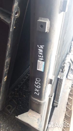 Радиатор масляный экскаватора Hitachi ZX650