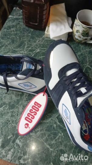 Кроссовки bosco