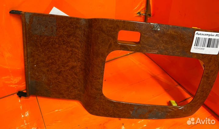 Консоль кпп Toyota Mark II GX110, 1004368