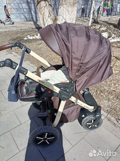 Продам коляску 2 в 1 в отличном состоянии