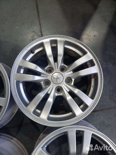 Оригинальные литые диски Mitsubishi R16