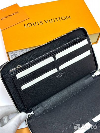 Кошелек Louis Vuitton Zippy