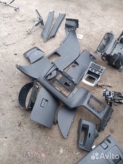 Пластик салона Geely Emgrand EC7