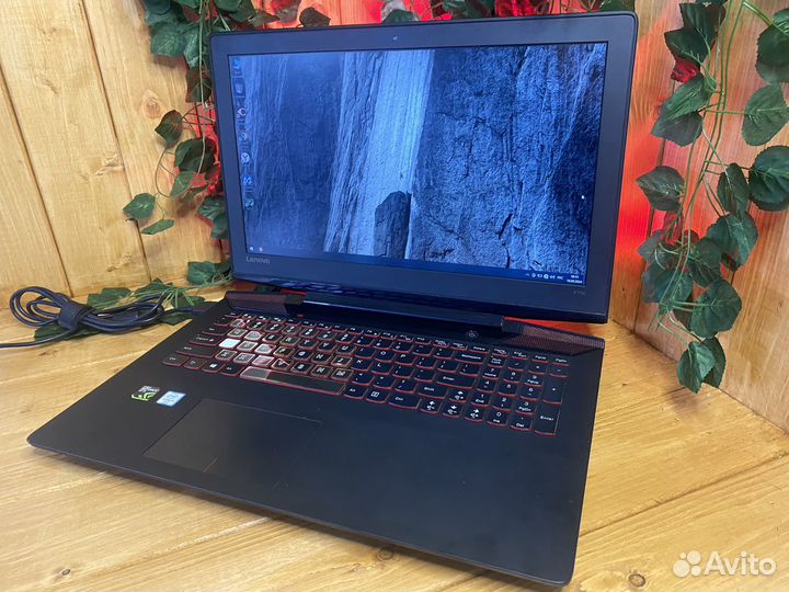 Игровой ноутбук Lenovo i5-6300HQ/8gb/gtx960 2gb