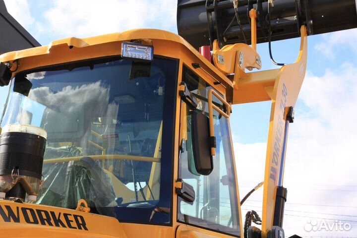 Фронтальный погрузчик Worker ZL30, 2023