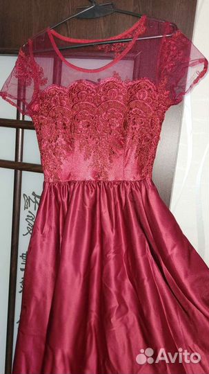 Вечернее платье в пол