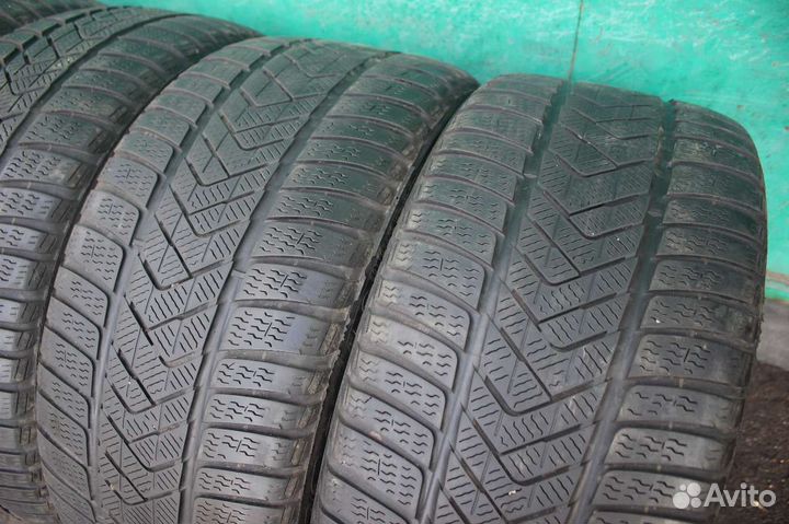 Pirelli Winter Sottozero 3 255/40 R18