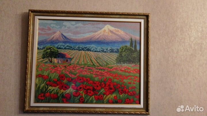 Картина вышитая крестом маки