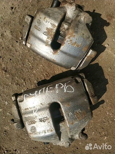 Суппорт передний skoda superb 2014 г