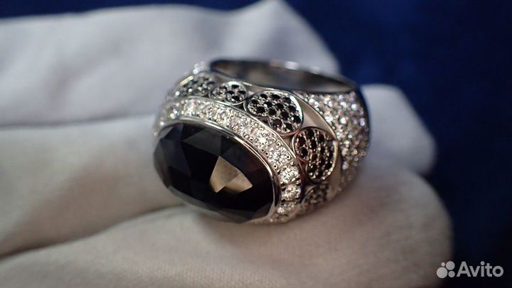 Золотое кольцо с сапфиром 9.90 карат Chopard