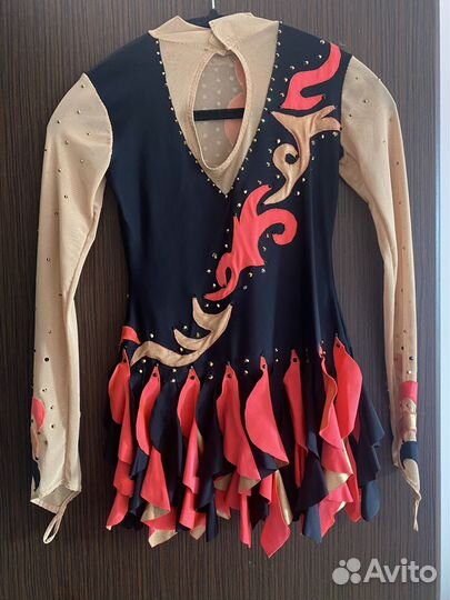 Платье для выступлений рост 134/140