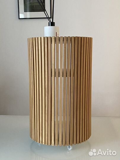 Журнальный столик на колесиках