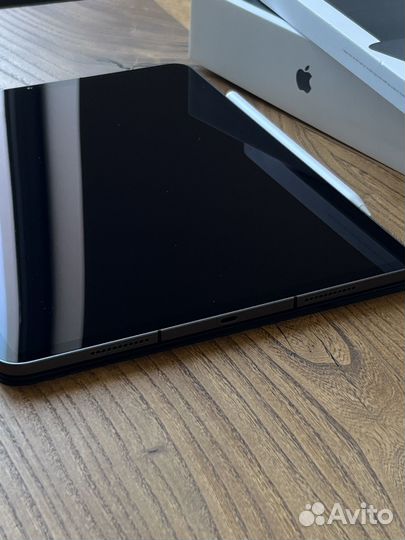 Планшет Apple iPad 1TB Wi-Fi + Cellular M1