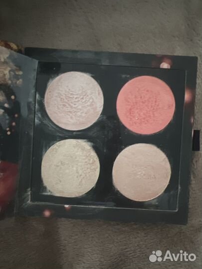 Тени для век