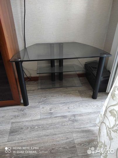 Журнальный столик