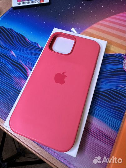 Чехлы на iPhone 13 pro max