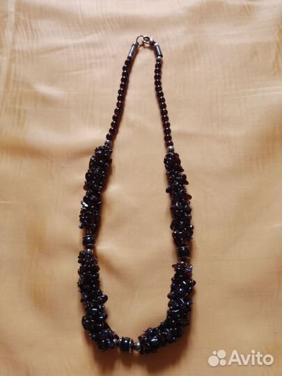 Бусы гранат