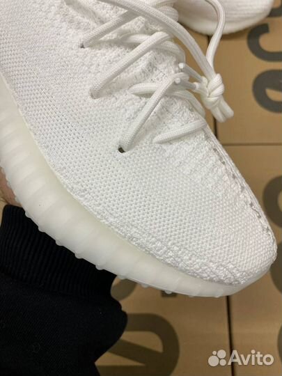 Кроссовки женские Adidas Yeezy Boost 350 v2 White