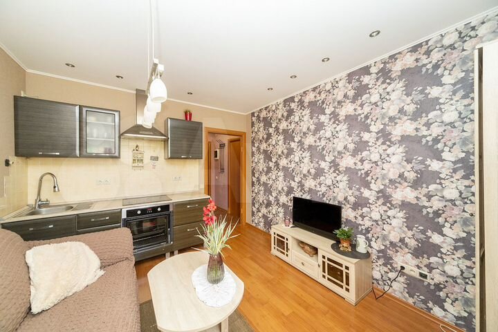 2-к. квартира, 40 м², 6/9 эт.