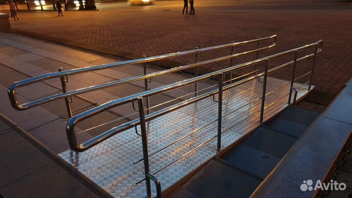 Ограждение пандуса из нержавеющей стали