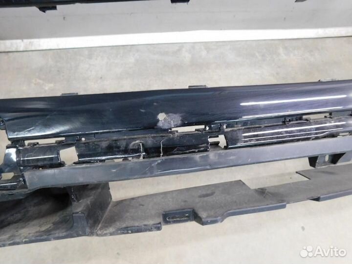 Бампер передний Mercedes-Benz M-Class