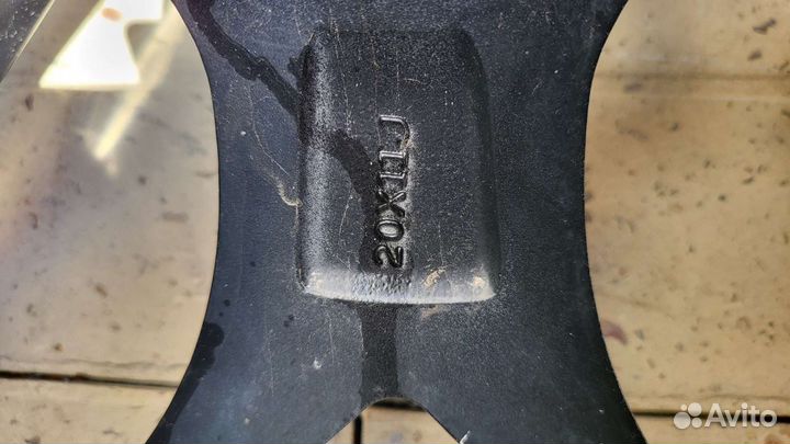 Диски r20 bmw x5 2 штуки