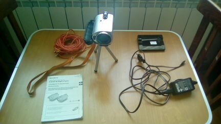 Продам видеокамеру sony DCR-SR42E