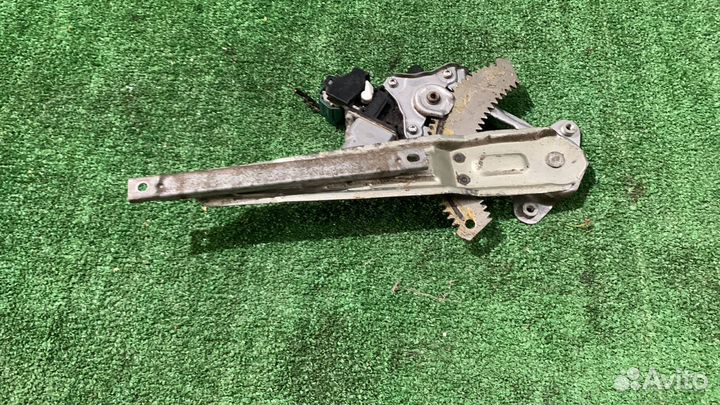 Стеклоподъемник задний левый Nissan Juke