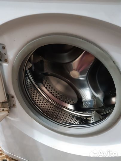 Стиральная машинка Hotpoint-Ariston