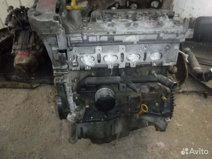 Двигатель Renault Megane K4M 2005